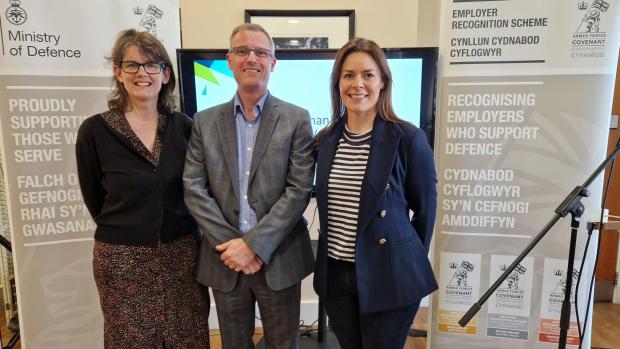 North Wales Chronicle: (L-R) IoD chief economist Kitty Usher, North Wales IoD chair David Roberts and Ambition North Wales portfolio director Alwen Williams.