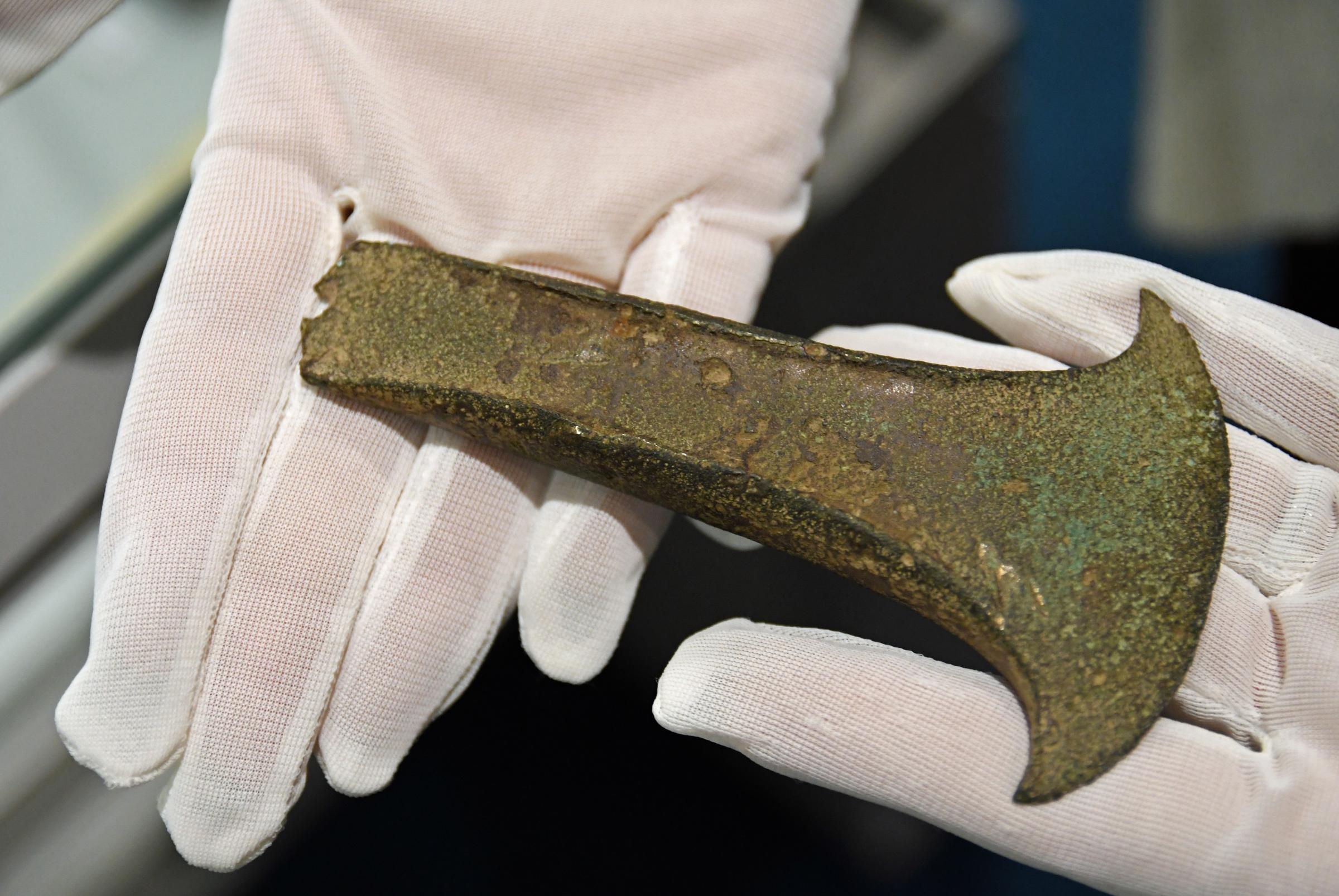 Llanfaethlu Bronze Age axe (Picture: courtesy Oriel M?