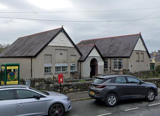 Gwynedd school closes for day with 'no electricity' in village due to Storm Isha 