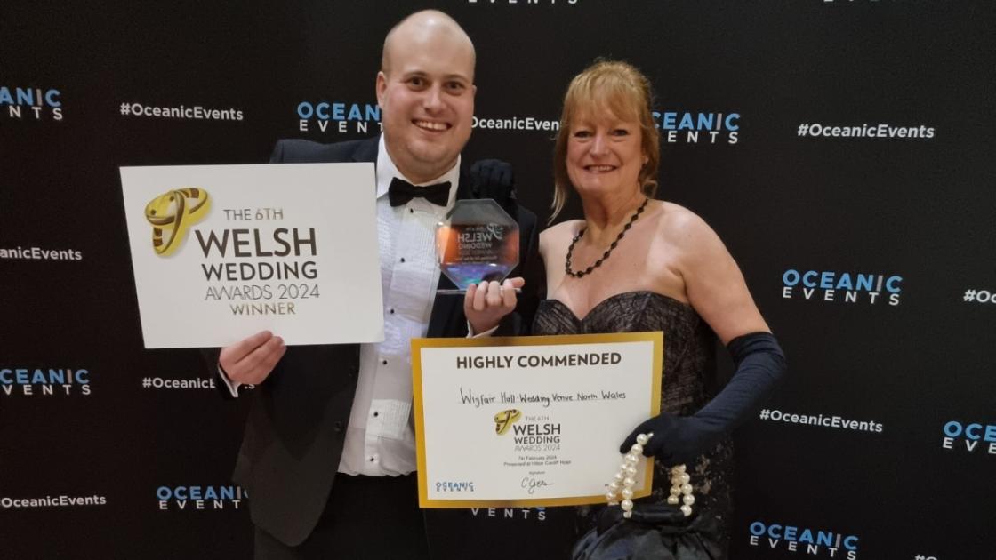 Conwy, Denbighshire and Gwynedd businesses are winners at Welsh Wedding Awards! 